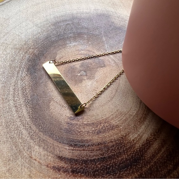 Arbonne Gold Bar Necklace with Logo - Picture 4 of 8